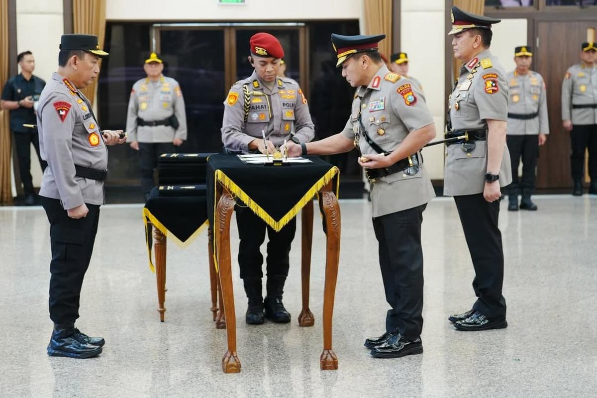Sosok Irjen Herimen Resmi Pegang Komando di Riau, Dikenal Sangar Pernah Gulung John Kei