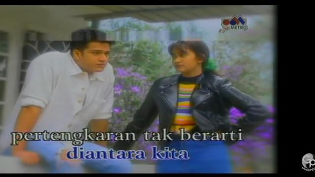 Nafa Urbach pada tahun 1997 (Foto: Youtube GP Musikpedia)
