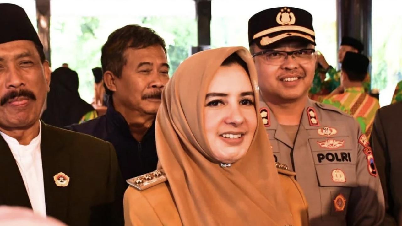 Bupati Pekalongan Fadia Arafiq