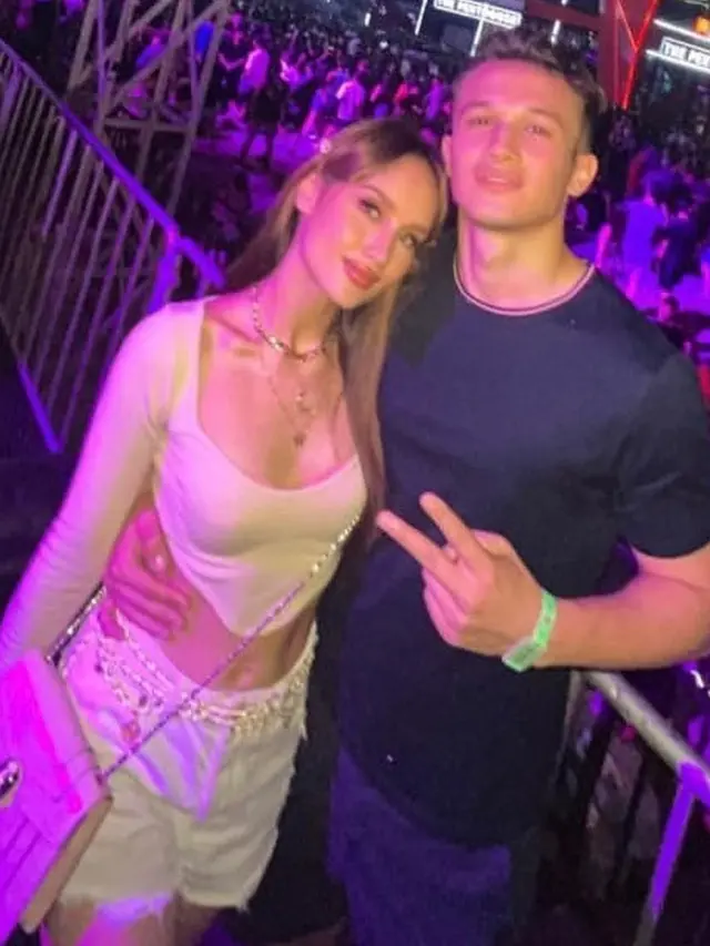 Mulai Go Public, Potret Mesra Cinta Laura dan Arya Vasco