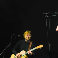 Ed Sheeran & James Bay (via ktfm.com)