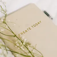 Ilustrasi buku diary/dok. Unsplash Calista