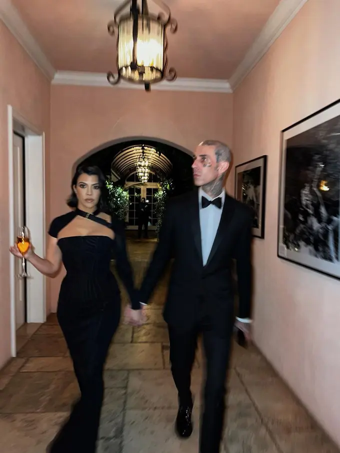 Kourtney Kardashian dan Travis Barker