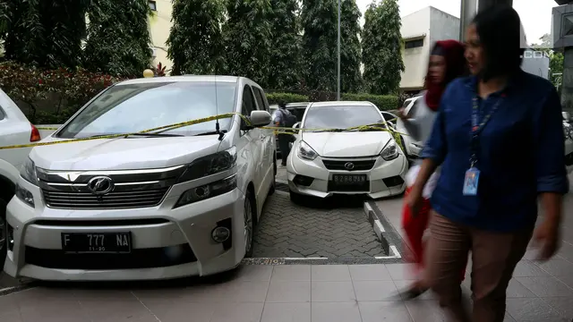 Mewahnya Mobil-mobil Bos First Travel