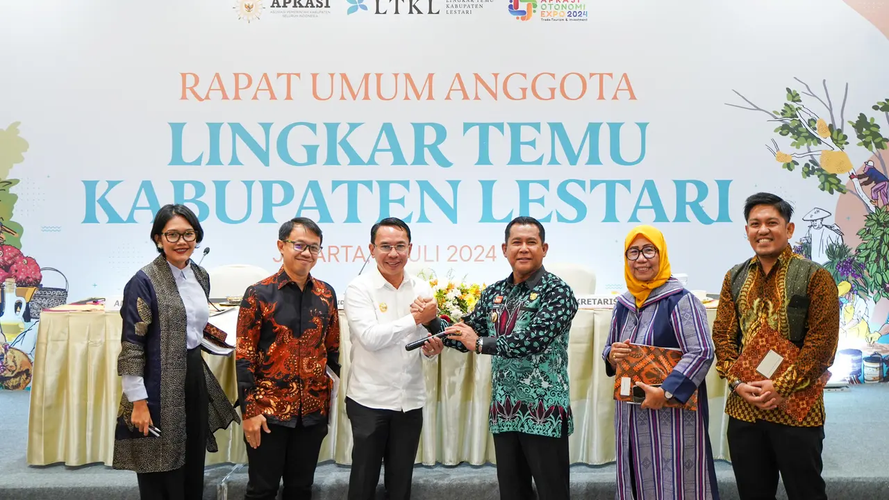 Transformasi Kabupaten Lestari Menuju Kemandirian 2045