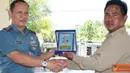 Citizen6, Probolinggo: Kegiatan yang melibatkan masyarakat Pulau Gili, Ketapang, Probolinggo secara nyata berlangsung selama empat hari sejak  1 September 2012 dan dipimpin oleh Wadan STTAL Letkol Laut (P) R. Bambang Ispribandono. (Pengirim: Penkobangdika