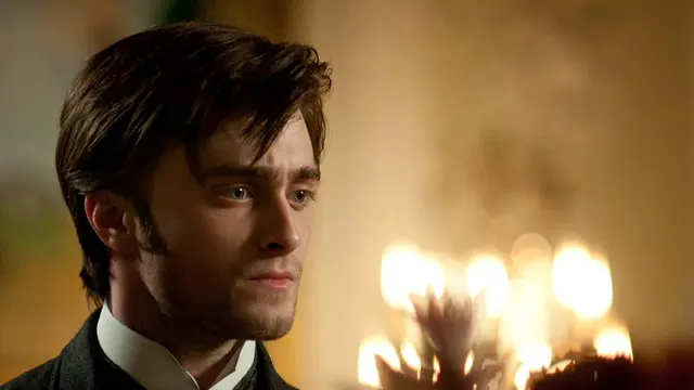 Akting Daniel Radcliffe dalam The Woman In Black. (Foto: Dok. CBS Films/ IMDb)