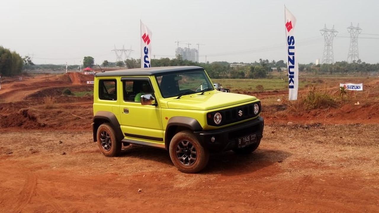 Tes drive Suzuki Jimny di BSD, Tanggerang.