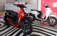 Moncer, Penjualan Honda Scoopy Bayangi BeAT dan Vario