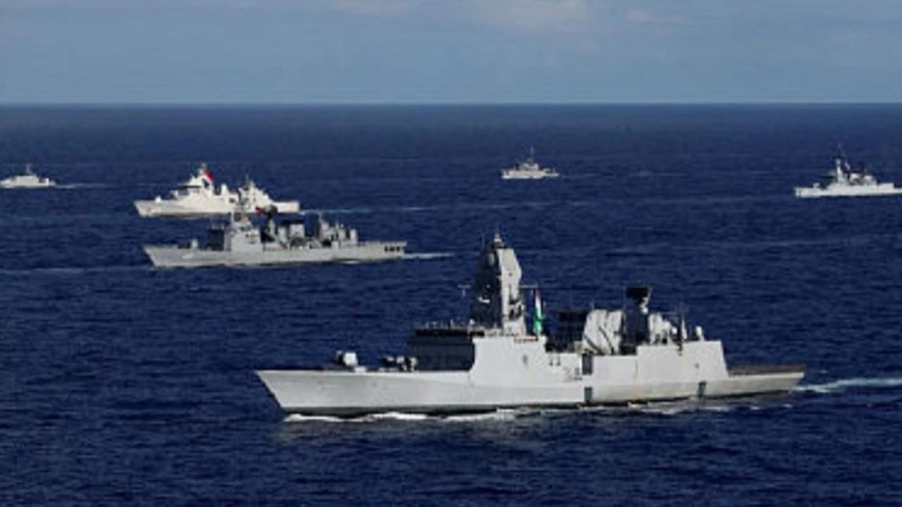 TNI AL Unjuk Gigi, Kirim KRI RE Martadinata-331 Duel Anti Kapal Selam dengan Puluhan Kapal Perang di Australia