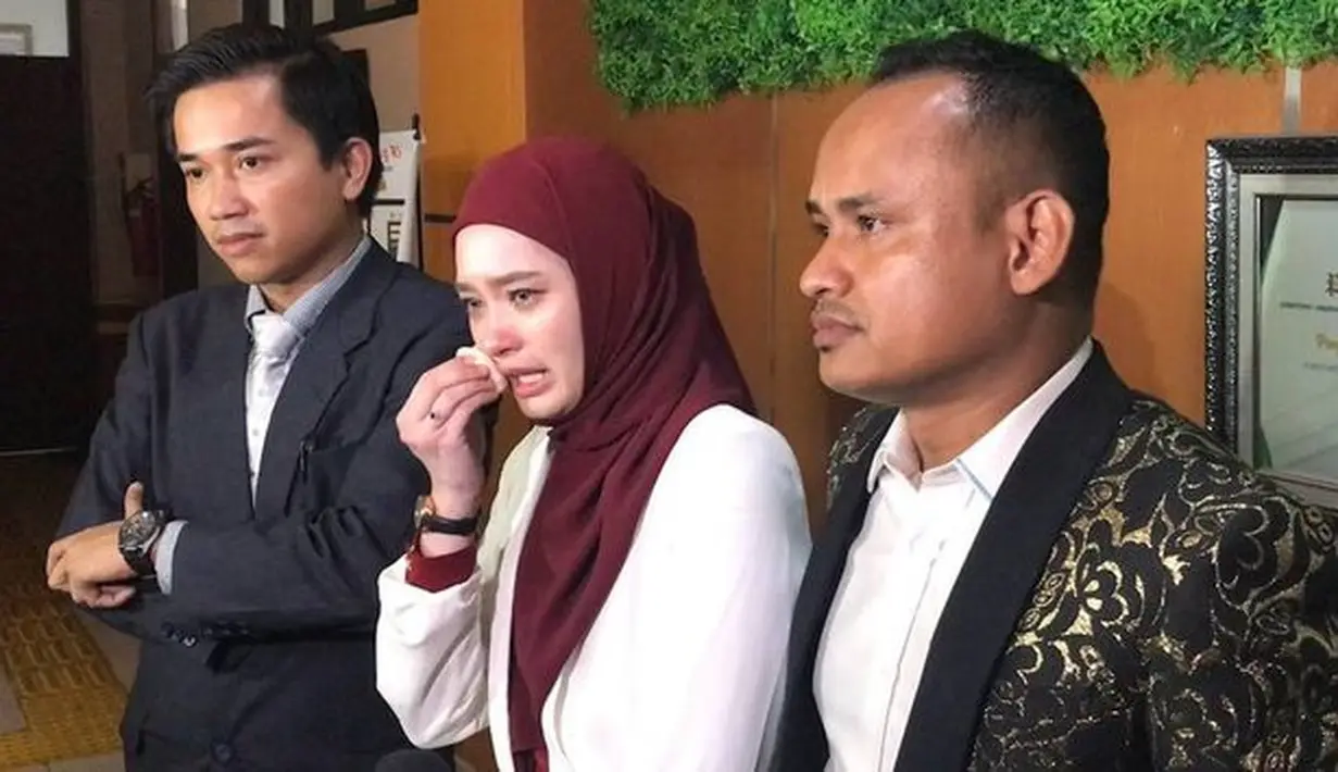 Inara mendapat royalti seumur hidup dari lagu, yaitu, Surat Cinta untuk Starla, Bukti, Selamat (Selamat Tinggal) dan Orang yang Sama. [Foto: KapanLagi.com/Adi Abbas Nugroho]