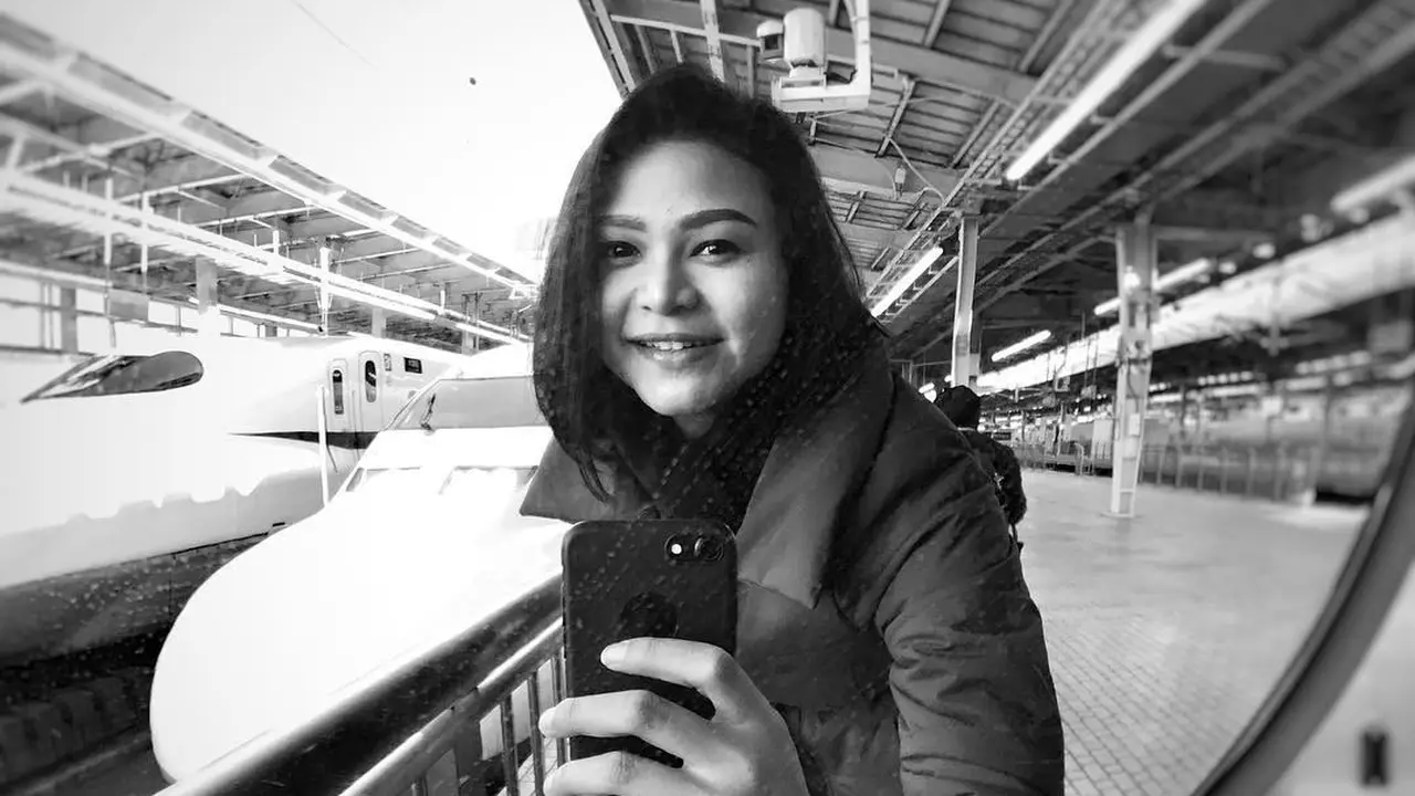 Kartika Sary, adik Yuni Shara dan KD (Instagram/kartikasary)