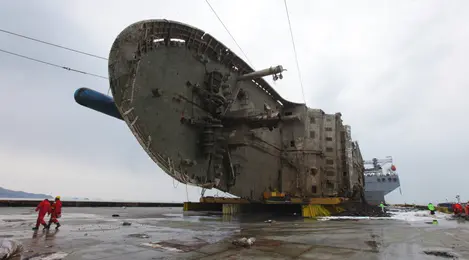 Mengenang Tragedi Kapal Sewol Dan Kisah Sang Kapten Yang Hendak Kabur Lifestyle Fimela Com
