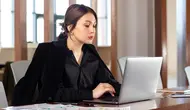 11 Ciri Kepribadian Orang yang Suka Lupa Makan Saat Sibuk, Bukan Sekadar Terlalu Fokus