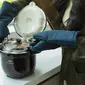 Kegiatan Masak yang Lebih Praktis dan Hemat Energi dengan Inovasi Panci Thermal (dok. PT Thermos Indonesia Trading)