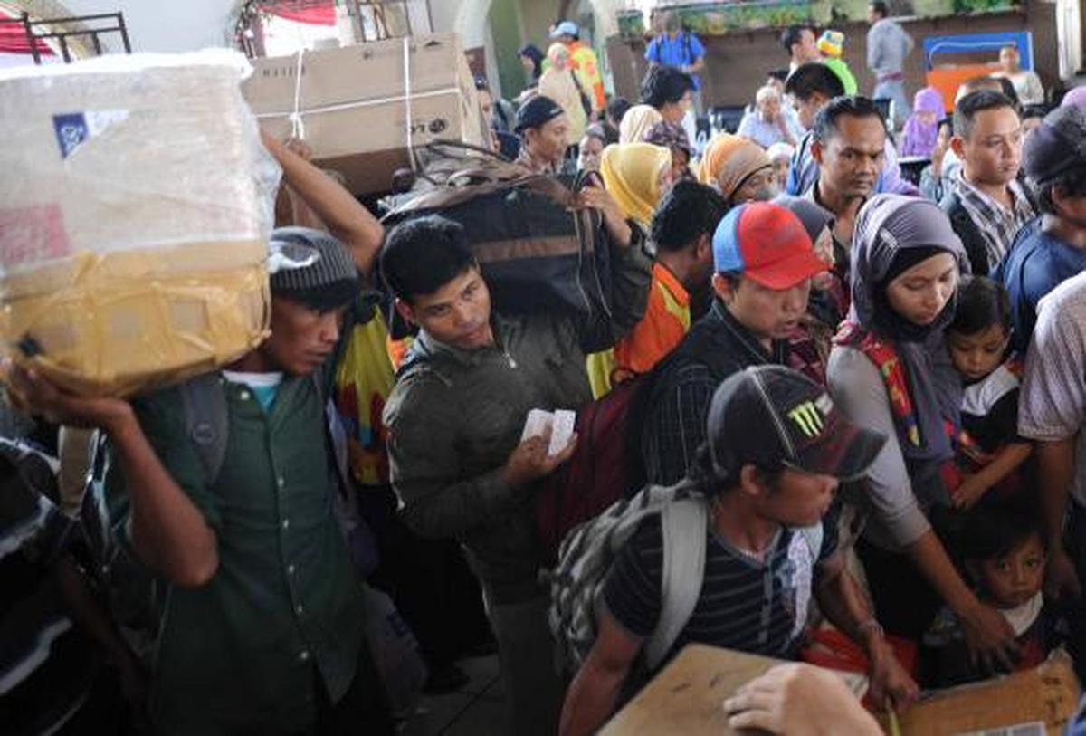 H-10 jelang Lebaran, Stasiun Senen mulai dipadati pemudik