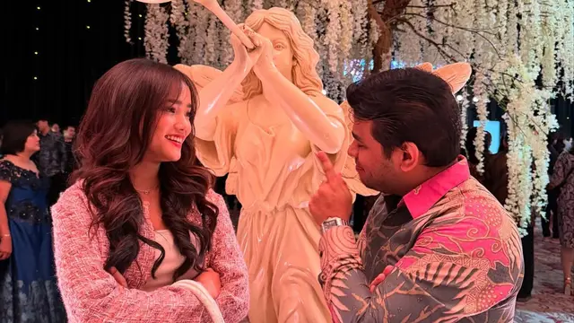 Potret Fadil Jaidi di Kondangan Vior