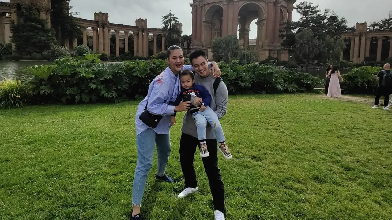 [Fimela] Baim Wong dan Paula Verhoeven