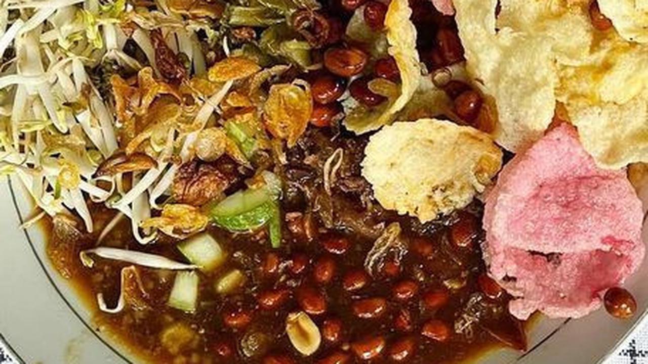 Bubur Betawi Unik Isi Asinan Sawi dan Kuah Semur Ini Lambangkan Kesederhanaan Orang Jakarta, Ini Kisah di Baliknya