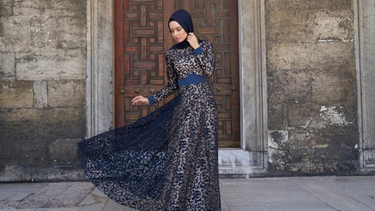 10 Rekomendasi Gamis Brokat Tali Samping untuk Ibu-Ibu Usia 40 Tahunan, Bikin Tampilan Mahal dan Elegan