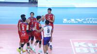 Tim putra&nbsp;LavAni Navy menang atas&nbsp;DPUPR Rafabinar Semen Grobogan 3-0 (25-21, 25-18, 25-12) pada laga Pul A Livoli Divisi Utama 2025 putaran reguler pertama di di GOR Nambo, Tangerang, Kamis (11/9).&nbsp;(foto: PBVSI)