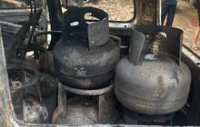 Kebakaran Area Parkiran Hanguskan 3 Mobil, Diduga Dipicu Kebocoran Tabung Gas dari Dalam Mobil
