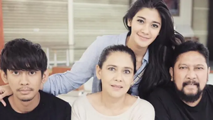 [Bintang] Lydia Kandou dan Jamal Mirdad