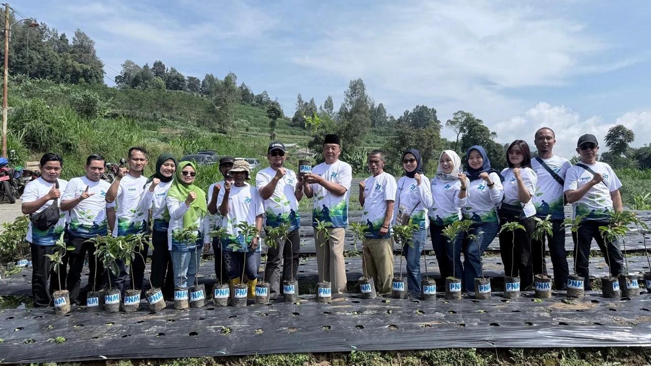 Gerakan penanaman pohon dilakukan di 58 cabang PNM di seluruh Indonesia