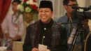 Ketua DPR RI, Setya Novanto berpakaian khas Betawi pada Peringatan Konferensi Asia Afrika (KAA) 2017 di Istana Negara, Jakarta, Selasa (18/4). Pada peringatan KAA ini, jajaran pejabat negara mengenakan busana adat nusantara. (Liputan6.com/Angga Yuniar)