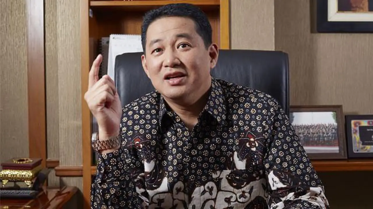 Direktur Pelayanan BPJS Ketenagakerjaan Krishna Syarif dan Dewan Pengawas BPJS Ketenagakerjaan Inda D Hasman (BPJSTK)