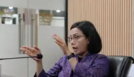 Menteri Keuangan Sri Mulyani rapat dengan jajaran Bea Cukai pada Sabtu, 27 April 2024 di Kantor Bea Cukai Soekarno Hatta. (Foto: Instagram @smindrawati)