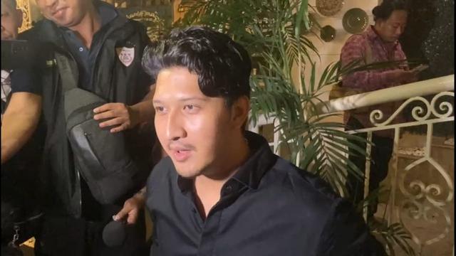 Aditya Zoni menganggap kakaknya Ammar Zoni harus diobati bukan dipenjara.