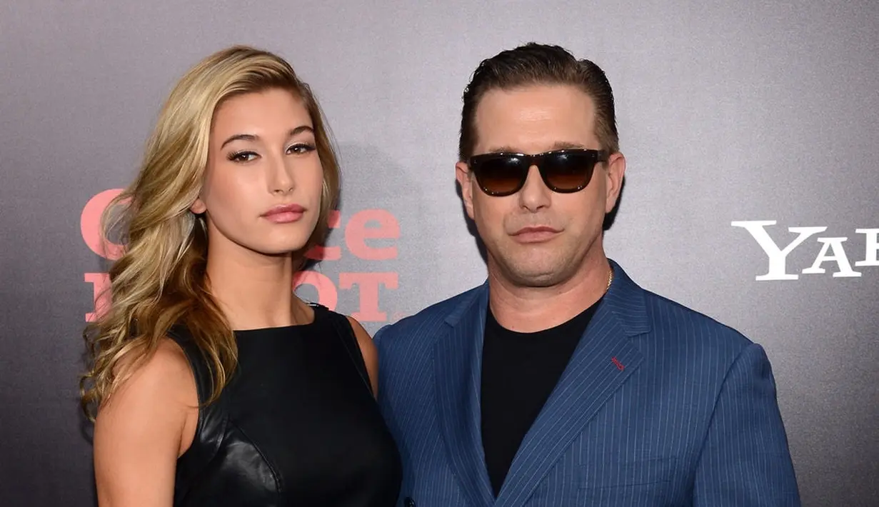 Stephen sendiri merasa bahwa Justin miliki nilai agama yang sama dengan dirinya dan Hailey. Hal itu pun membuat dirinya mengizinkan anaknya dipinang Justin. (Elite Daily)