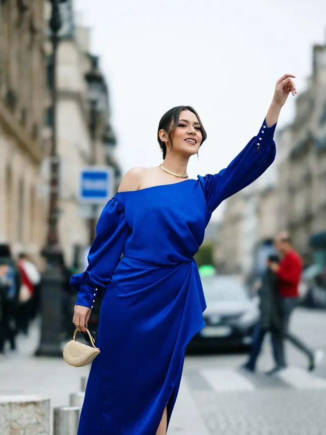 Glamor nan Anggun, 5 Potret Raisa Hadiri Showcase Bvlgari SS26 di Paris dengan Tas Berkilau Bernilai Ratusan Juta