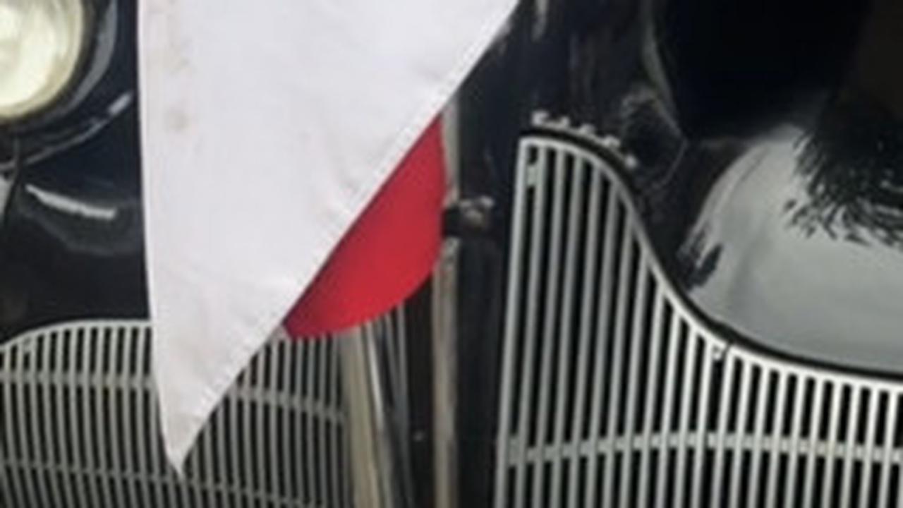 Potret Mobil Kenegaraan Soekarno, Mewah di Zamannya & Saksi Peristiwa Bersejarah