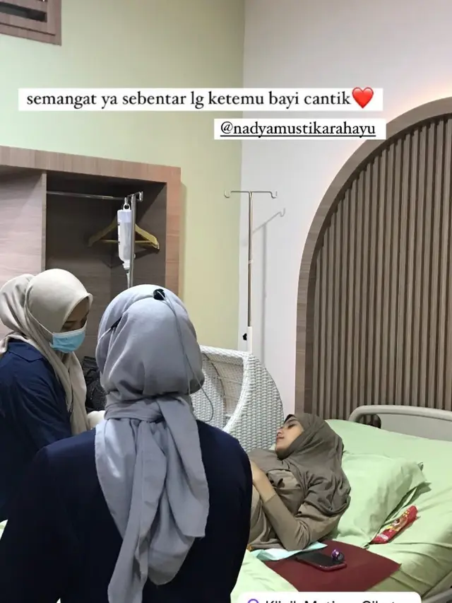 Sudah Diberi Nama, Ini 7 Momen Nadya Mustika Melahirkan Anak Kedua