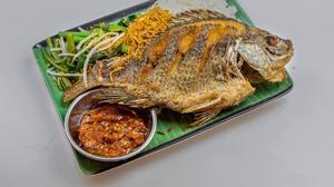 7 Cara Menggoreng Ikan Agar Kulitnya Garing Tetapi Daging Tetap Juicy