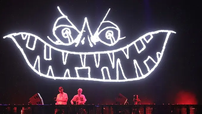 [Bintang] The Chainsmokers