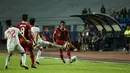 Kedua tim bermain hati-hati di awal laga. Vietnam dan Indonesia sama-sama meraba kekuatan lawan, sehingga hanya ada satu tembakan pada 15 menit pertama.  (Foto: Dok.PSSI)