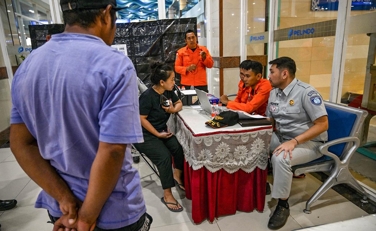 Musibah KM Mutiara Sentosa 2,  Lima Tewas Puluhan Hilang