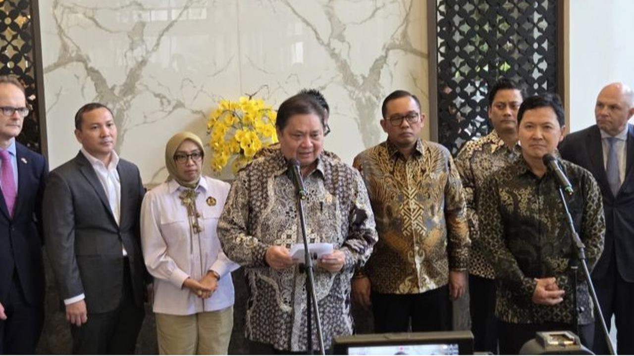 VIDEO: Depan Prabowo, Menko Airlangga Blak-blakan Soal Bursa Saham Anjlok Hingga Nilai Rupiah Melemah