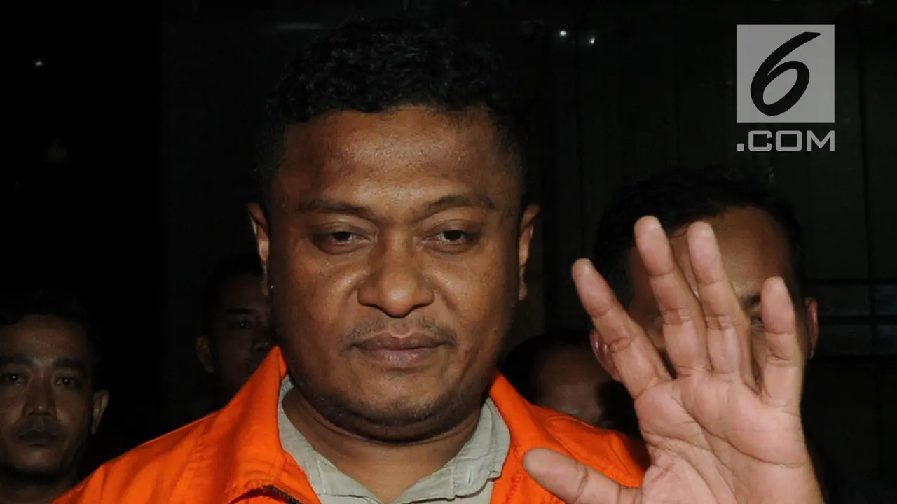 KPK Tahan Bupati Buton Selatan Agus Feisal Hidayat