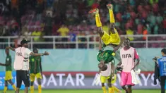 Pemain Timnas Mali U-17 melakukan selebrasi usai gol ke gawang Timnas Argentina U-17 pada pertandingan sepak bola perebutan tempat ketiga Piala Dunia U-17 2023 di Stadion Manahan, Solo, Jumat (1/12/2023). (Doc. LOC WCU17/NFL)