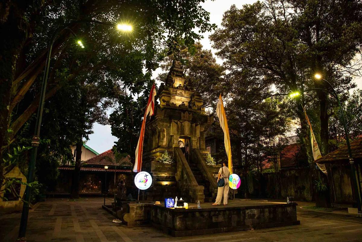 FOTO: Khidmat Perayaan Natal dalam Balutan Tradisi Jawa di Ganjuran Yogyakarta