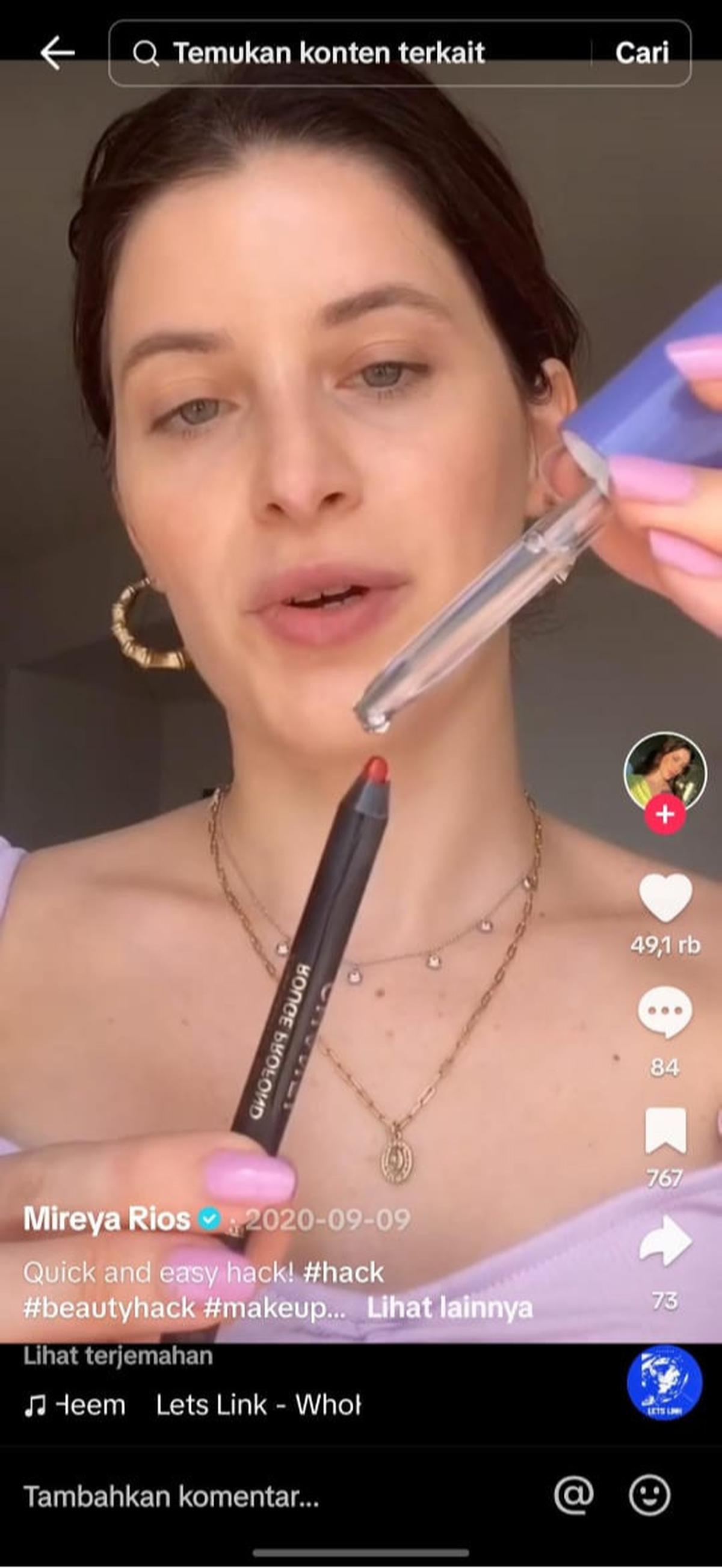 Mengatasi Lip Liner Kering dengan Face Oil