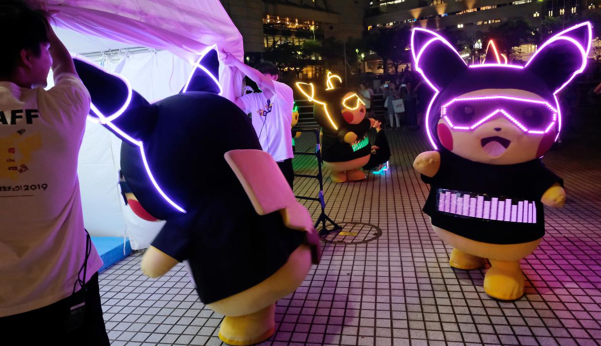 FOTO: Pikachu Raksasa Ramaikan Kota Yokohama - Foto Liputan6.com