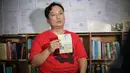 Tim kuasa hukum Wanipah, Iskandar Zulkarnaen memberikan keterangan terkait kasus yang menimpah TKI Wanipah asal Indonesia di Tiongkok, di Kantor Sekretariat Serikat Pekerja Indonesia Luar Negeri (SPILN), Minggu (17/5). (Liputan6.com/Faizal Fanani)