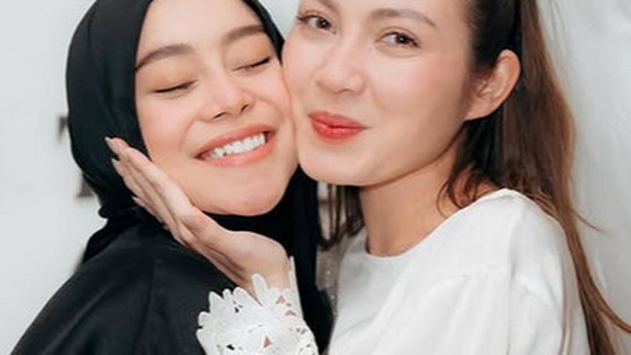 Elegan dan Haru, Bridal Shower Haviza Devi Anjani Penuh Bintang!