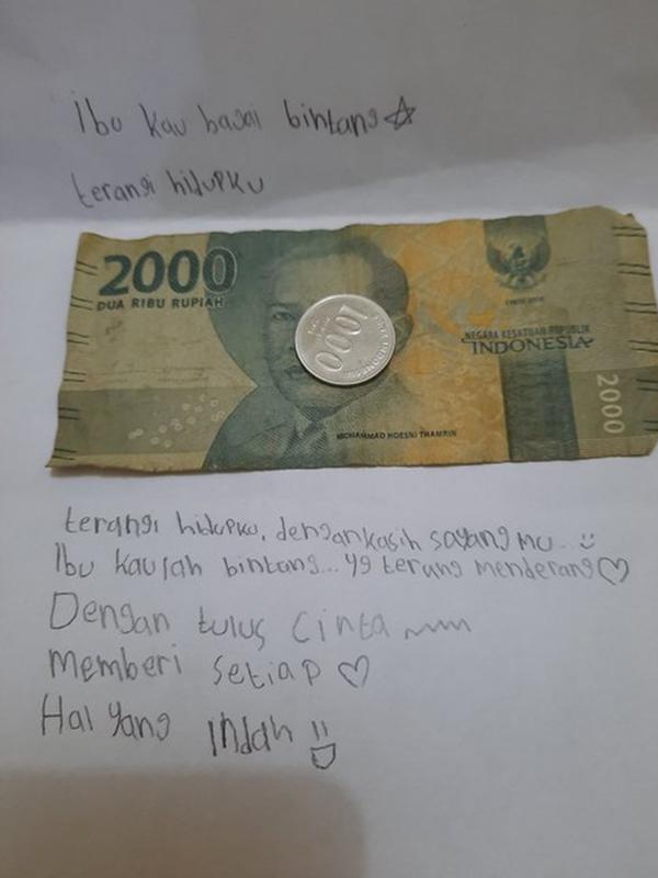 6 Puisi Anak SD untuk Orang Tua Ini Bikin Senyum (sumber: Twitter.com/pecahtelor)