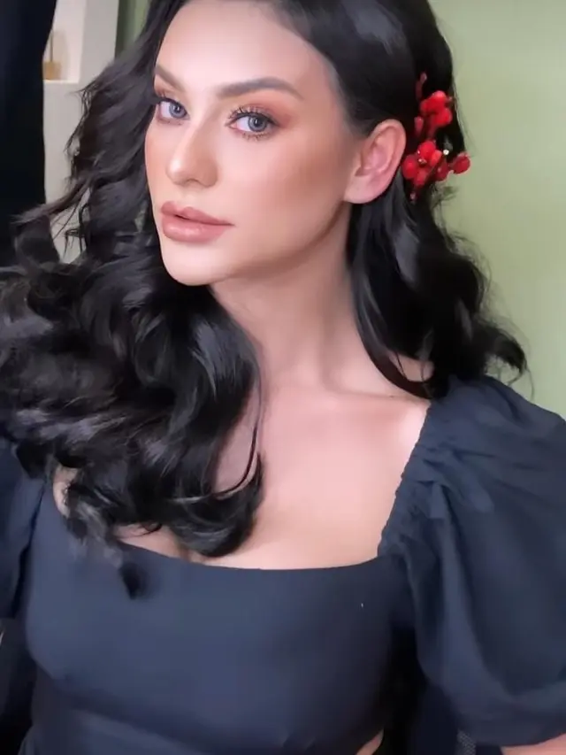 Istri Jerinx SID, Nora Alexandra yang cantik seperti Galgadot